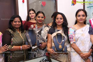 Mahaveer Pears, The Jewellery Studio Opening