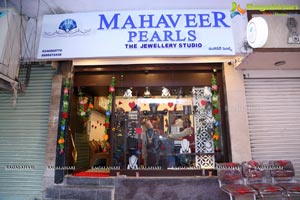 Mahaveer Pears, The Jewellery Studio Opening