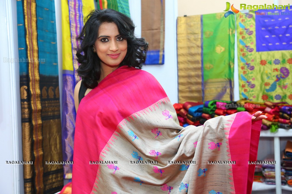 Triveni Rao launches National Silk Expo at Sri Satya Sai Nigamagamam