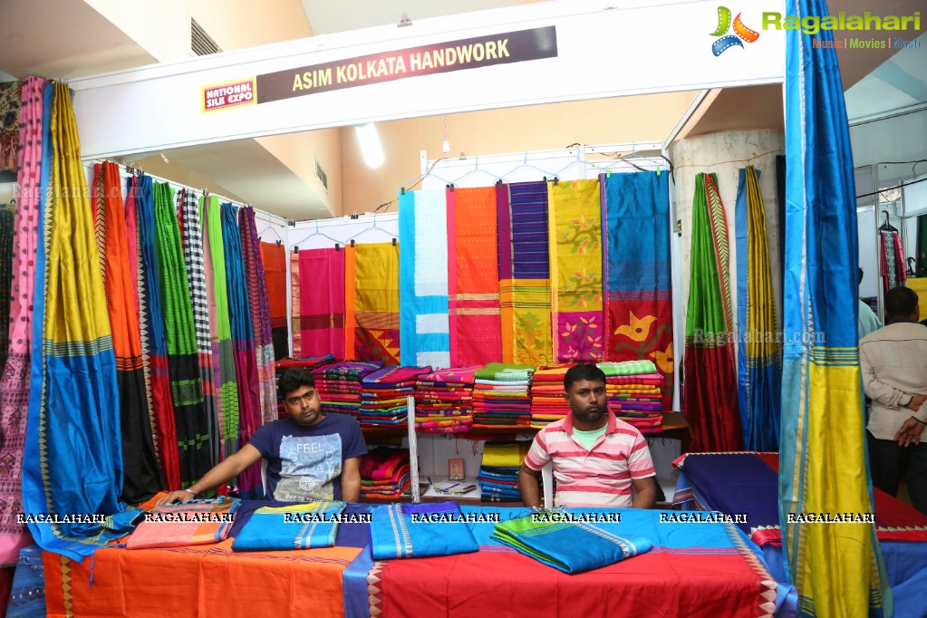 Triveni Rao launches National Silk Expo at Sri Satya Sai Nigamagamam