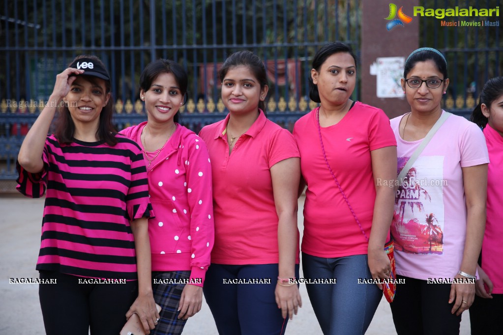 Thalli Biddala Run by Colors Pinkathon Hyderabad at KBR Park, Jubilee Hills