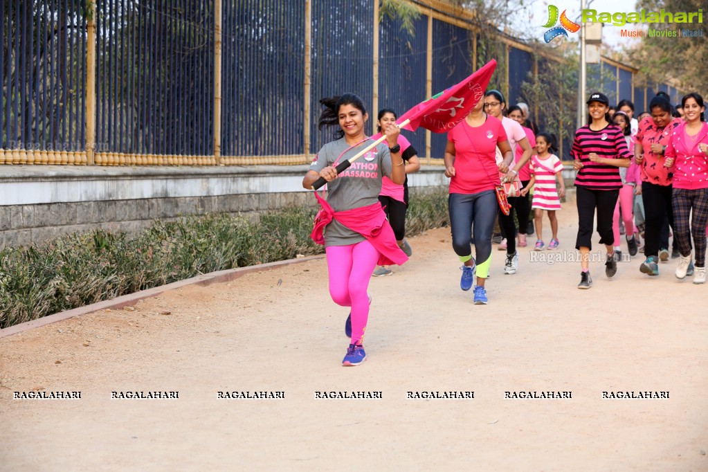 Thalli Biddala Run by Colors Pinkathon Hyderabad at KBR Park, Jubilee Hills