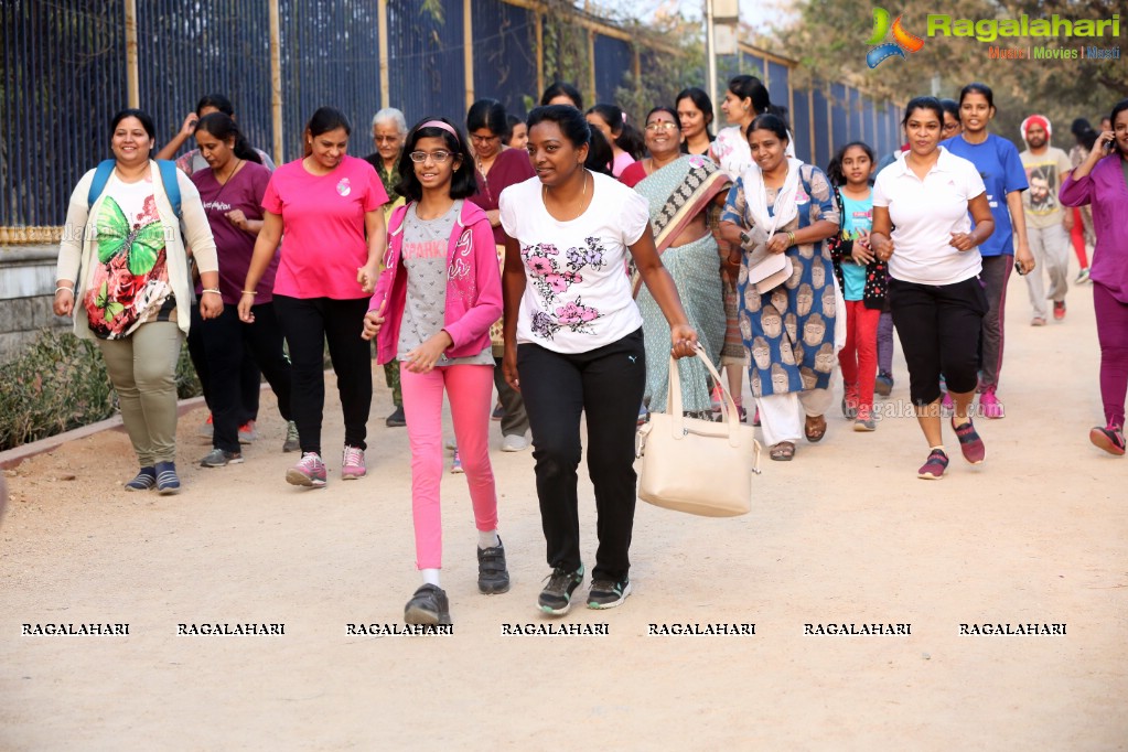 Thalli Biddala Run by Colors Pinkathon Hyderabad at KBR Park, Jubilee Hills