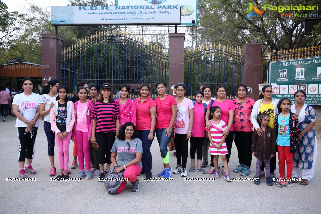 Thalli Biddala Run by Colors Pinkathon Hyderabad at KBR Park, Jubilee Hills