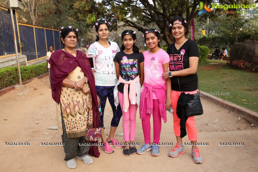 Thalli Biddala Run by Colors Pinkathon Hyderabad at KBR Park, Jubilee Hills