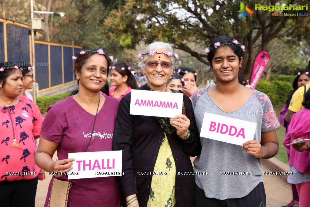 Thalli Biddala Run by Colors Pinkathon Hyderabad at KBR Park, Jubilee Hills