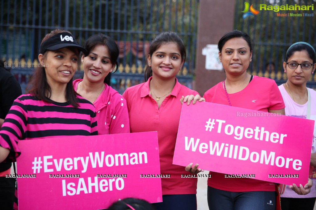 Thalli Biddala Run by Colors Pinkathon Hyderabad at KBR Park, Jubilee Hills