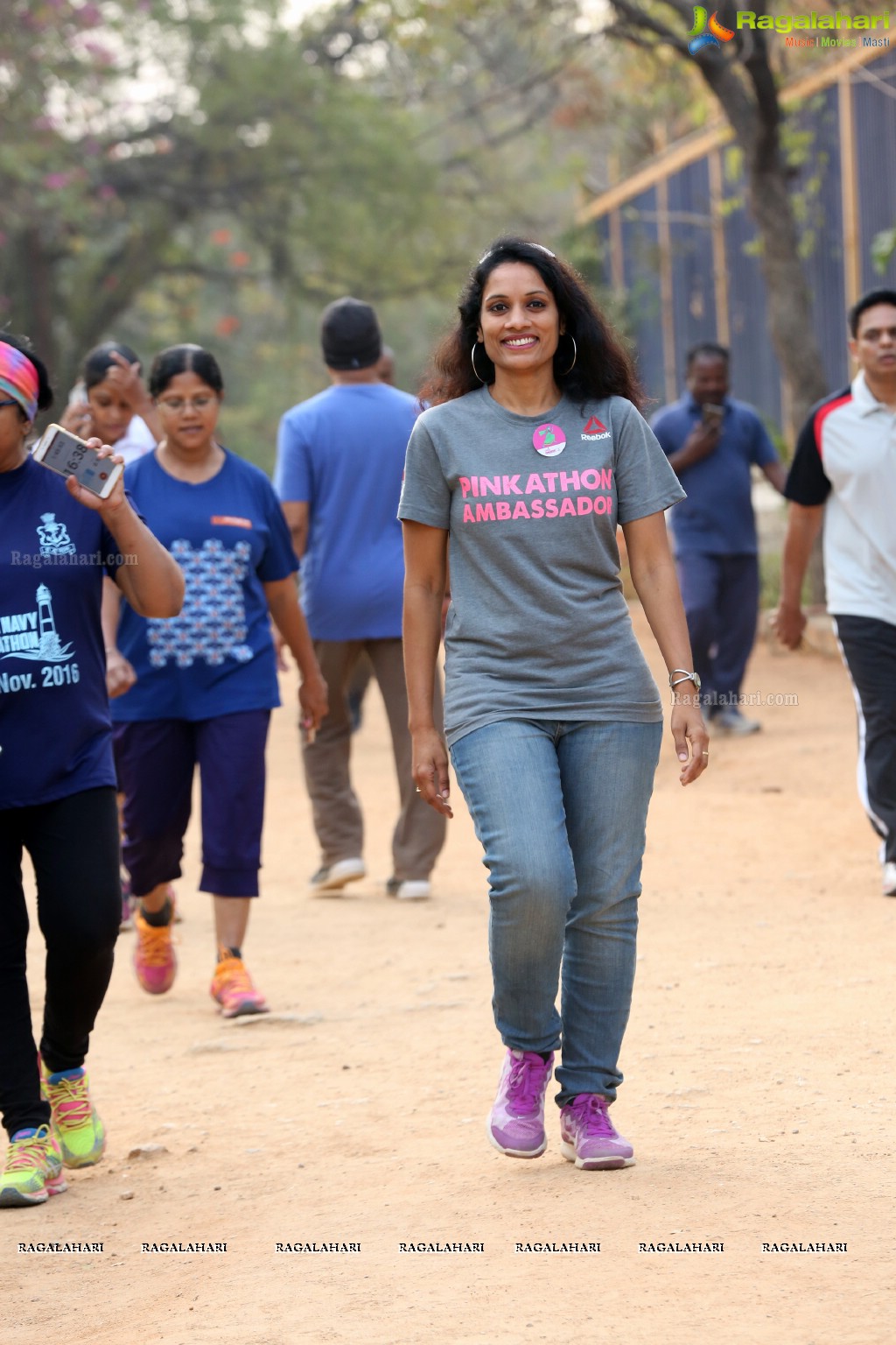 Thalli Biddala Run by Colors Pinkathon Hyderabad at KBR Park, Jubilee Hills