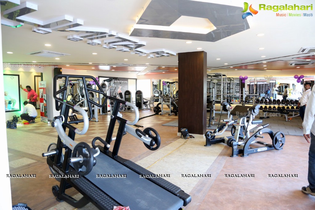 Colors Swathi launches Platinum Fitness Club, Attapur, Hyderabad