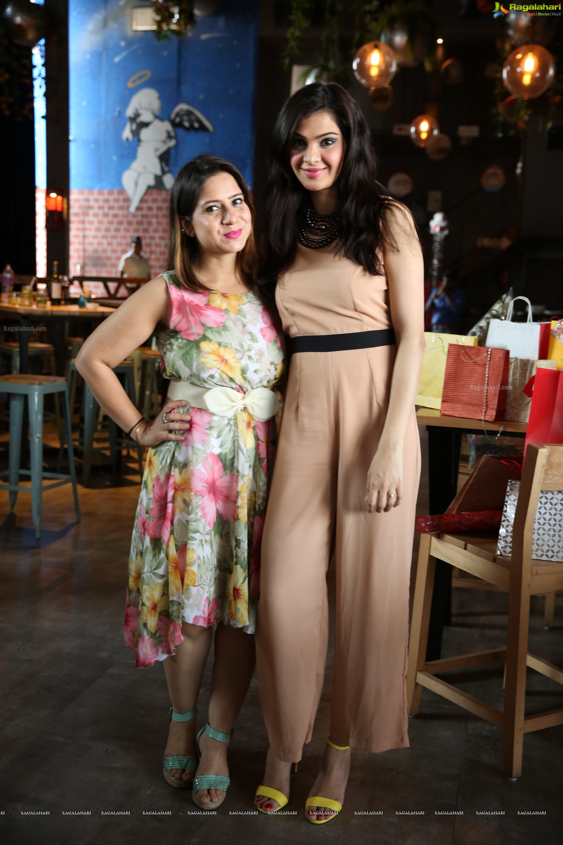 Ruchita Tandon Soni Birthday Celebration at Karma