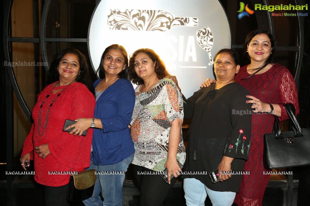 Saheli Ladies Club Pre-Valentine Day Bash at Amnesia - Lounge Bar