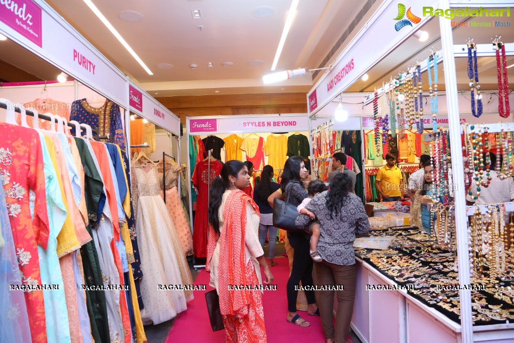 Trendz Exhibition and Sale (March 2018) by Santhi Kathiravan at Hyatt Place, Hyderabad