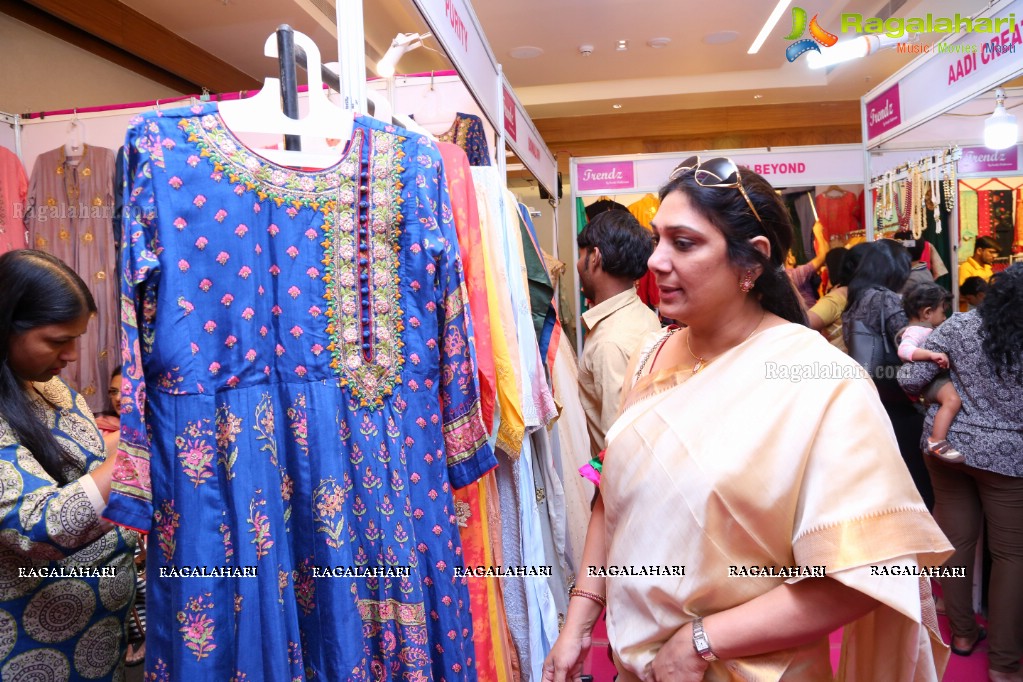Trendz Exhibition and Sale (March 2018) by Santhi Kathiravan at Hyatt Place, Hyderabad