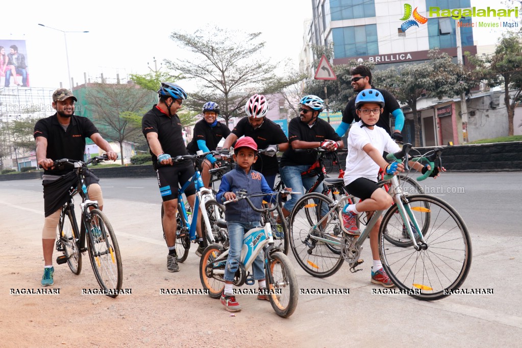 Firefox Bikes with Adventures Beyond Barriers - Wall Climbing Activity at Khajaguda Rock Climbing