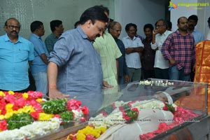 Celebrities Pay Homage To Kodi Ramakrishna