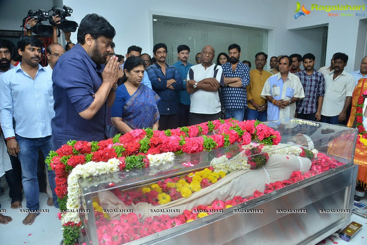 Celebrities Pay Homage To Kodi Ramakrishna