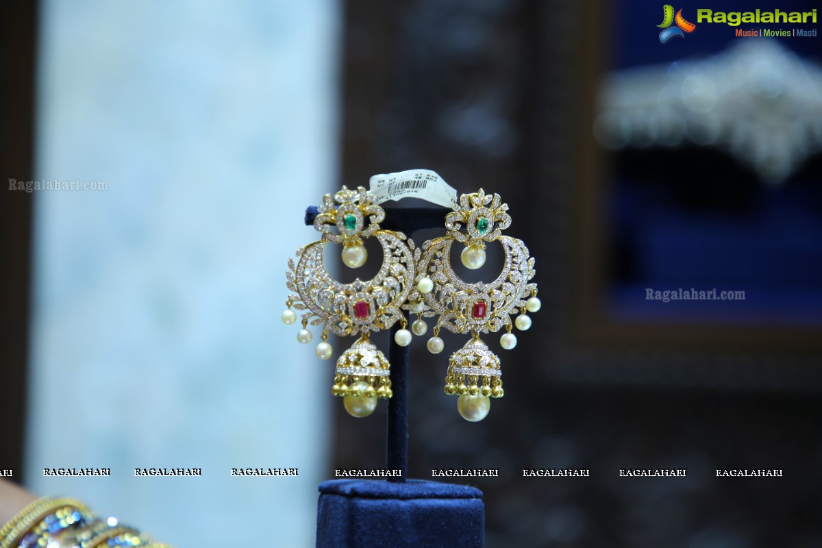 Amuktha Fine Jewellery Boutique Launch by Anupama Parameshwaran @ Kurnool