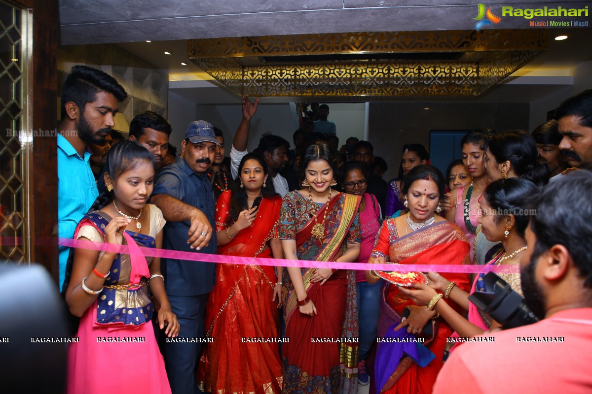 Amuktha Fine Jewellery Boutique Launch by Anupama Parameshwaran @ Kurnool