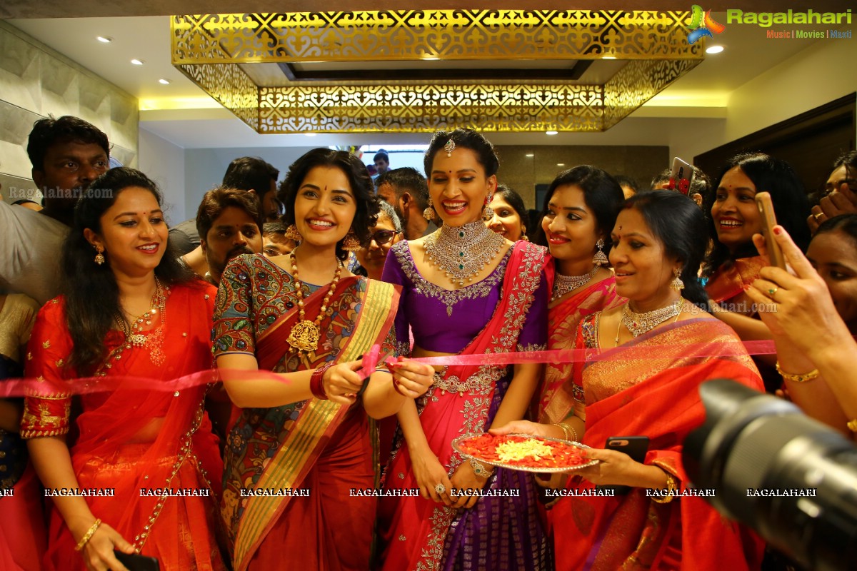 Amuktha Fine Jewellery Boutique Launch by Anupama Parameshwaran @ Kurnool