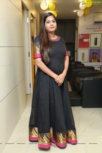 Priya Vadlamani Inaugurates BeYou Salon at Puppalaguda