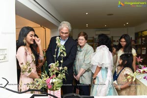 A Children’s Ikebana Exhibition