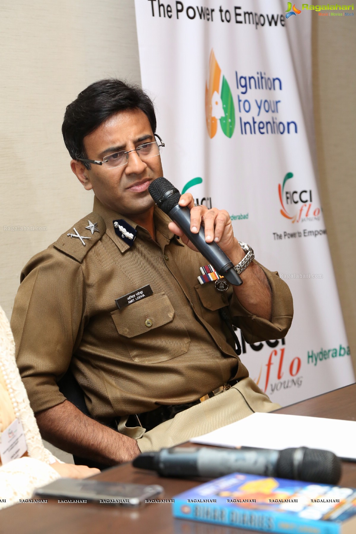 IPS Officer Amit Lodha Talks About 'How to be a Real Life Hero' at YFLO Meet at Hotel Park Hyatt