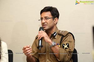 Celeb Super Cop Amit Lodha Talks at YFLO Meet