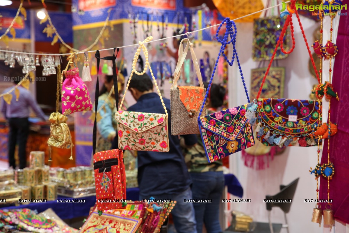 Garvi Gurjari - National Buyer Seller Meet 2019 on Handloom & Handicrafts Opened