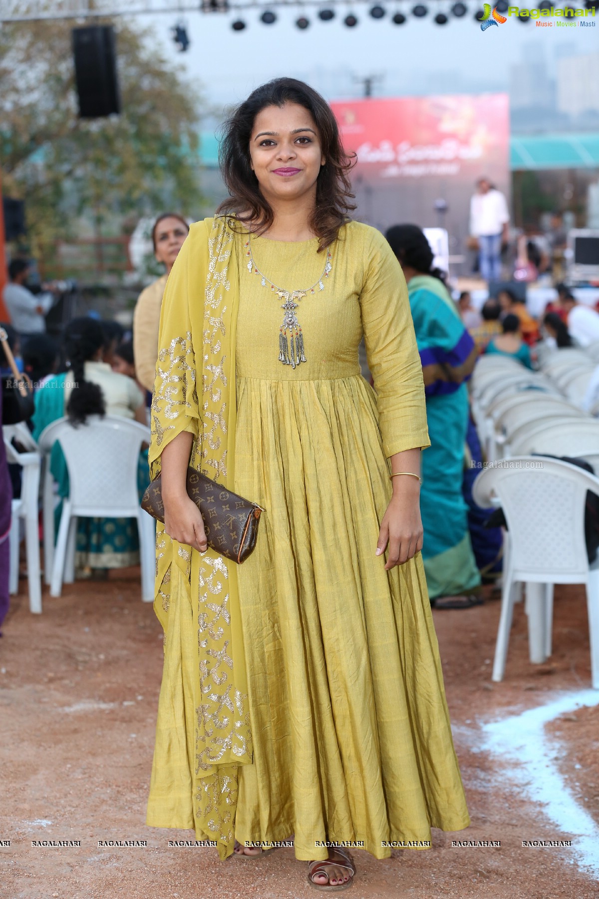 Gudi Sambaralu - Karthik Iyer of Indosoul Performs at Sri Virbhadra Swami Temple