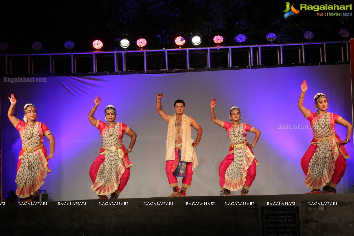 Gudi Sambaralu - Performance of Telangana Devalayamu By Pramod Reddy & Group at Akkanna Madanna Devalayam