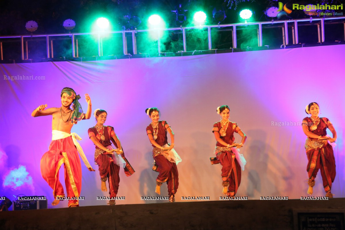 Gudi Sambaralu - Performance of Telangana Devalayamu By Pramod Reddy & Group at Akkanna Madanna Devalayam