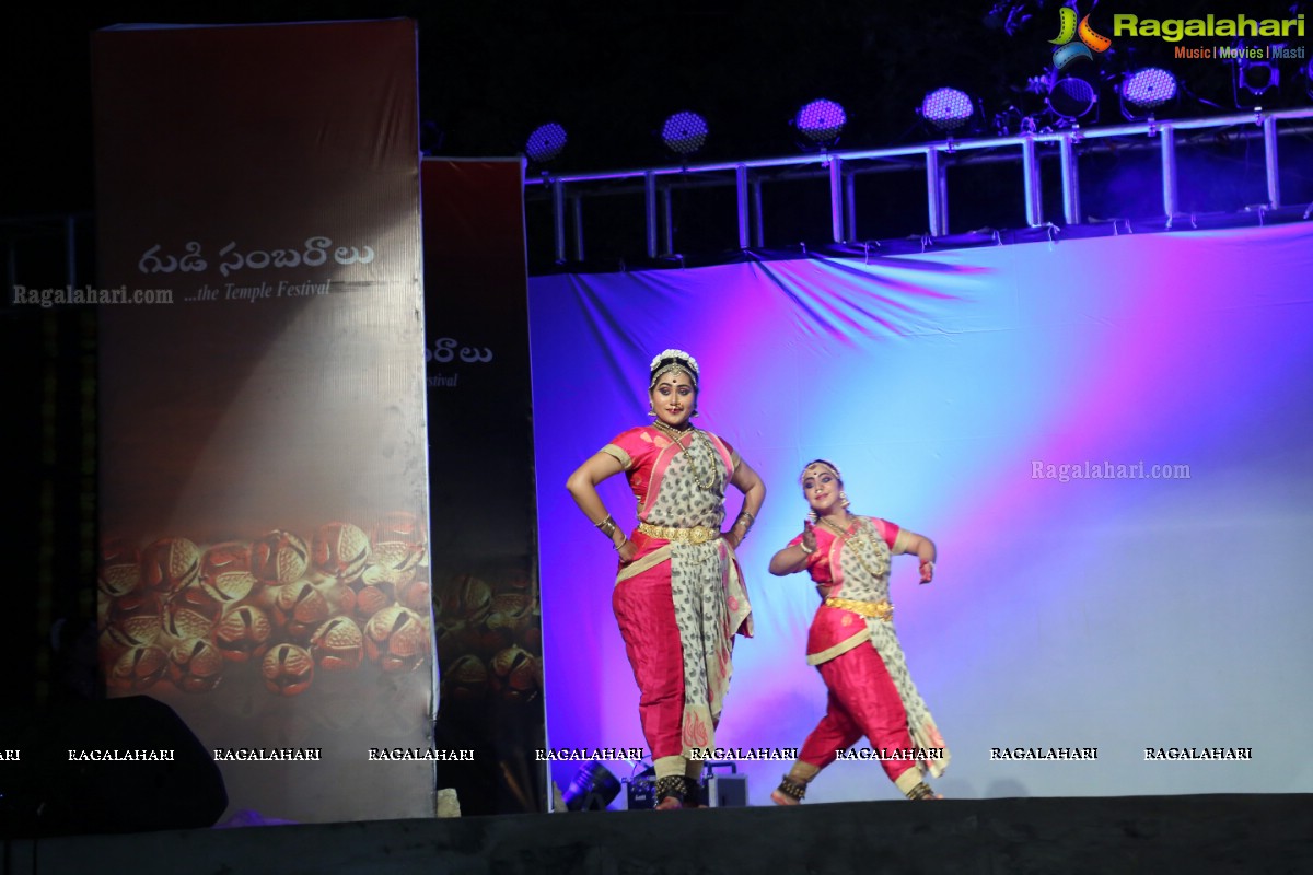 Gudi Sambaralu - Performance of Telangana Devalayamu By Pramod Reddy & Group at Akkanna Madanna Devalayam