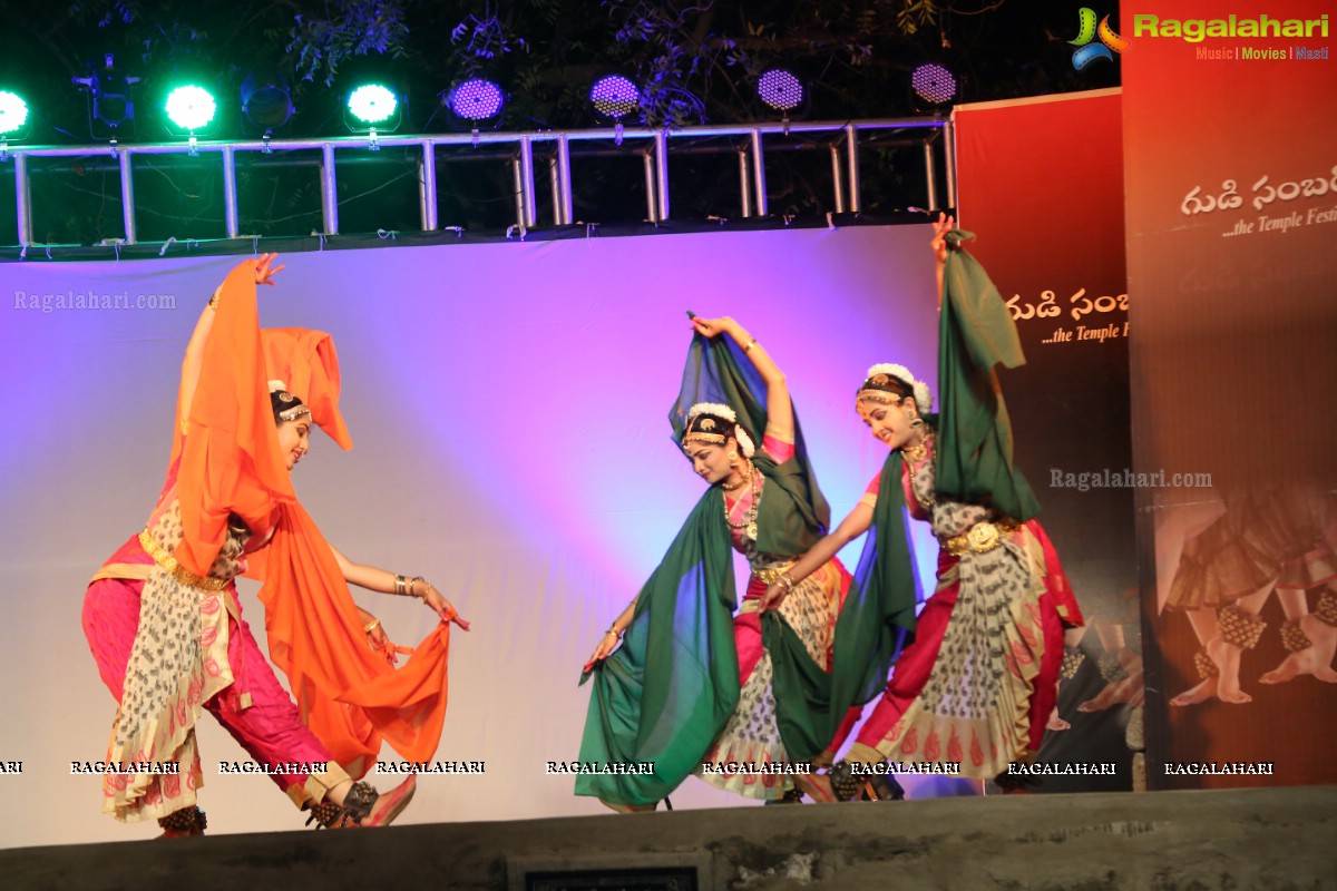 Gudi Sambaralu - Performance of Telangana Devalayamu By Pramod Reddy & Group at Akkanna Madanna Devalayam