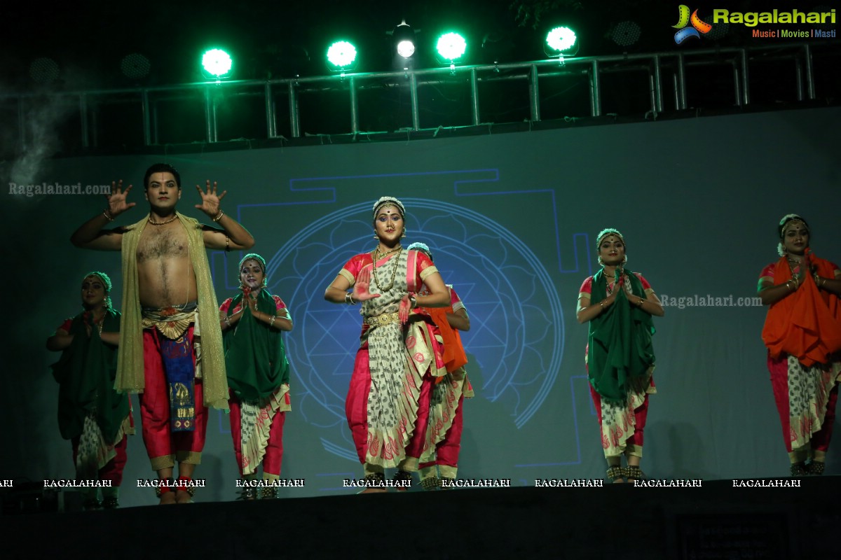 Gudi Sambaralu - Performance of Telangana Devalayamu By Pramod Reddy & Group at Akkanna Madanna Devalayam