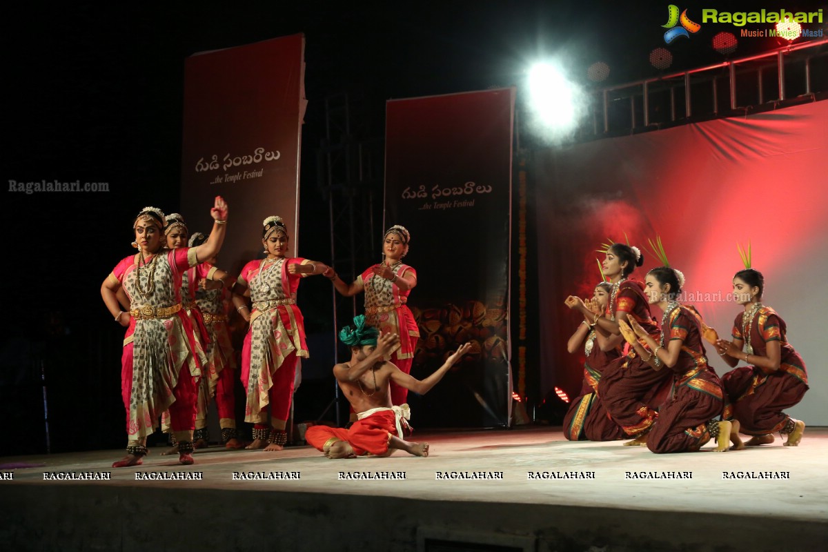 Gudi Sambaralu - Performance of Telangana Devalayamu By Pramod Reddy & Group at Akkanna Madanna Devalayam