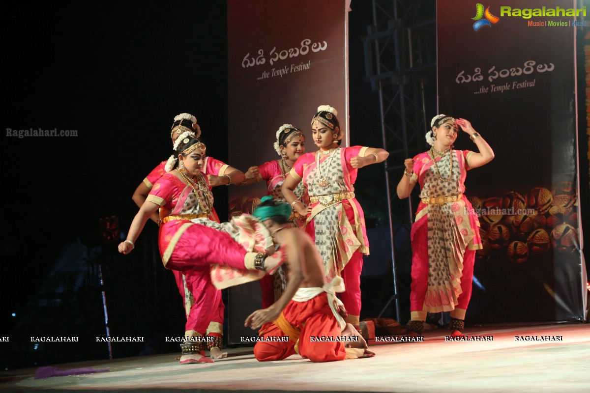 Gudi Sambaralu - Performance of Telangana Devalayamu By Pramod Reddy & Group at Akkanna Madanna Devalayam