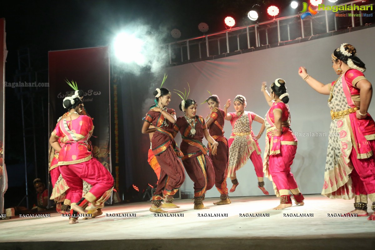 Gudi Sambaralu - Performance of Telangana Devalayamu By Pramod Reddy & Group at Akkanna Madanna Devalayam