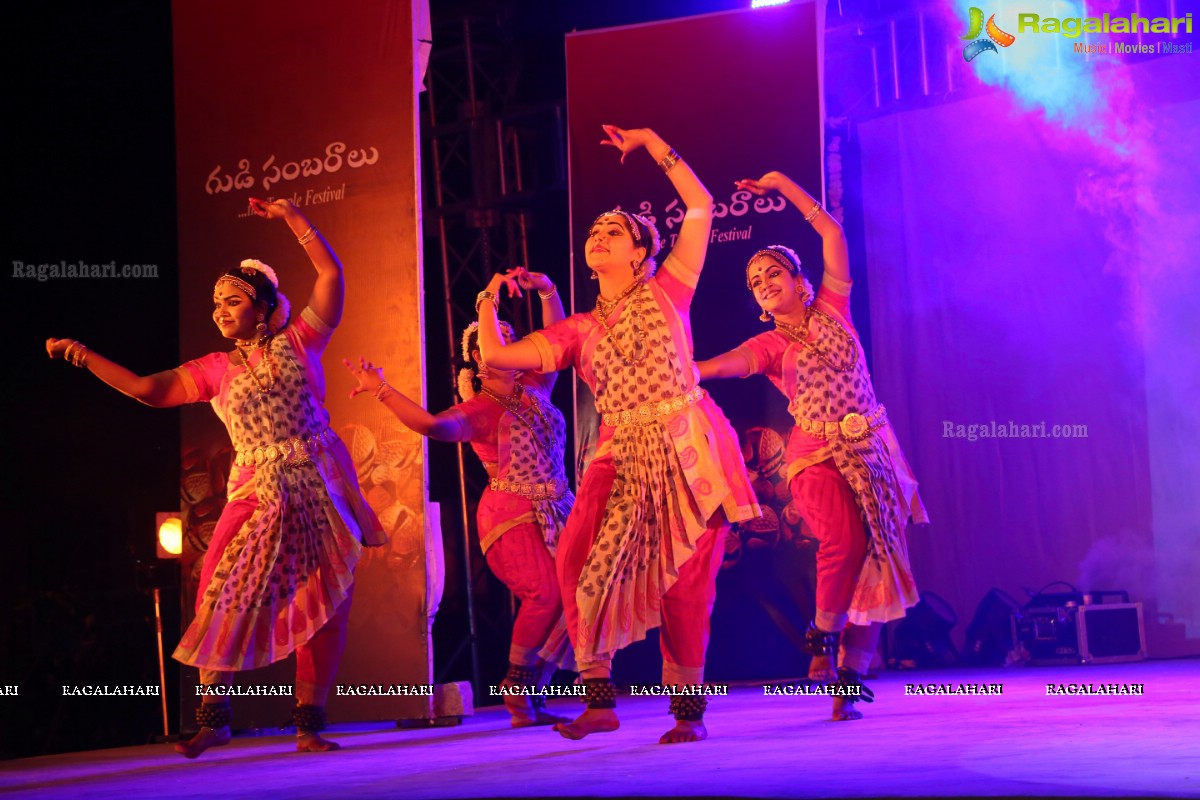 Gudi Sambaralu - Performance of Telangana Devalayamu By Pramod Reddy & Group at Akkanna Madanna Devalayam