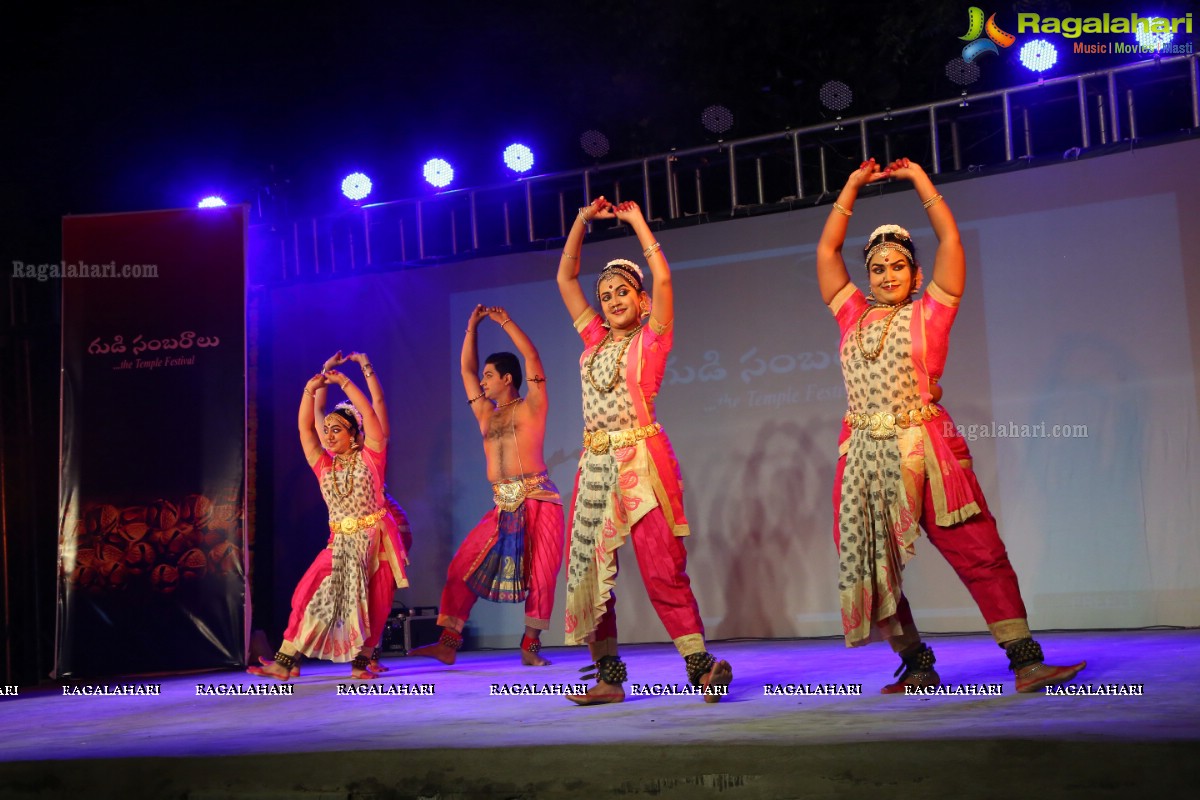 Gudi Sambaralu - Performance of Telangana Devalayamu By Pramod Reddy & Group at Akkanna Madanna Devalayam