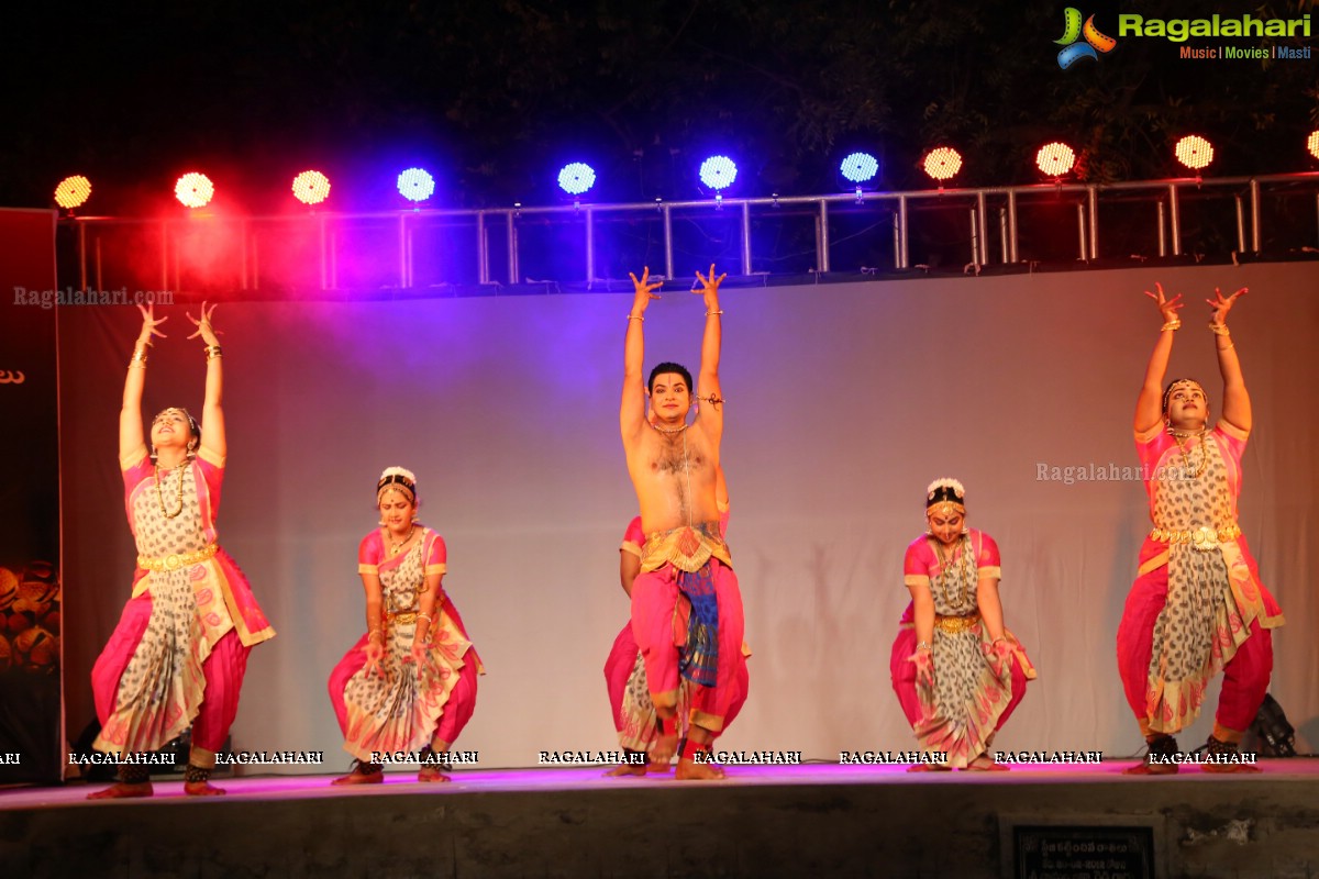 Gudi Sambaralu - Performance of Telangana Devalayamu By Pramod Reddy & Group at Akkanna Madanna Devalayam