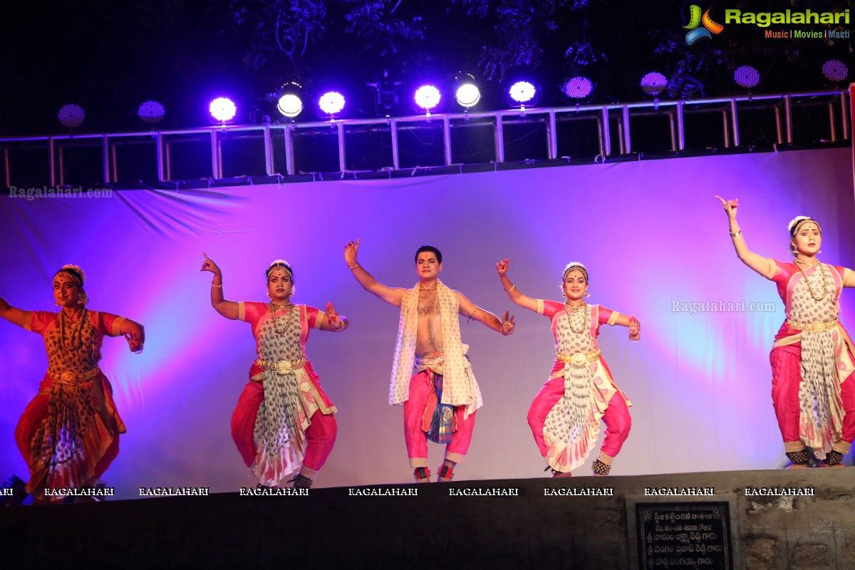 Gudi Sambaralu - Performance of Telangana Devalayamu By Pramod Reddy & Group at Akkanna Madanna Devalayam