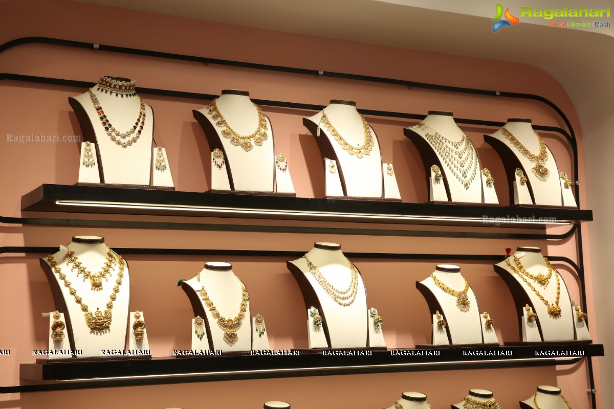 Sri Jagdamba Launches Its Flagship Store at Sri Jagdamba Pearls, Gachibowli