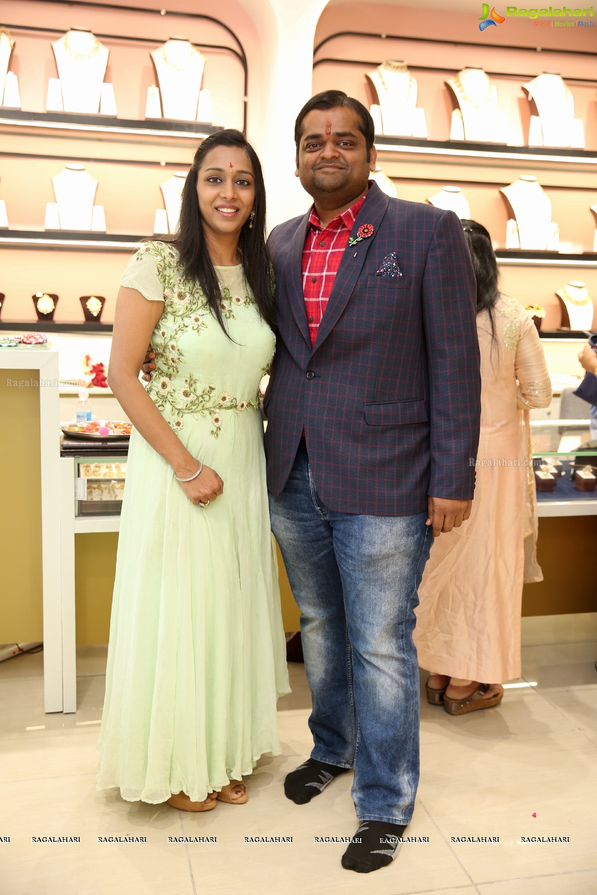 Sri Jagdamba Launches Its Flagship Store at Sri Jagdamba Pearls, Gachibowli