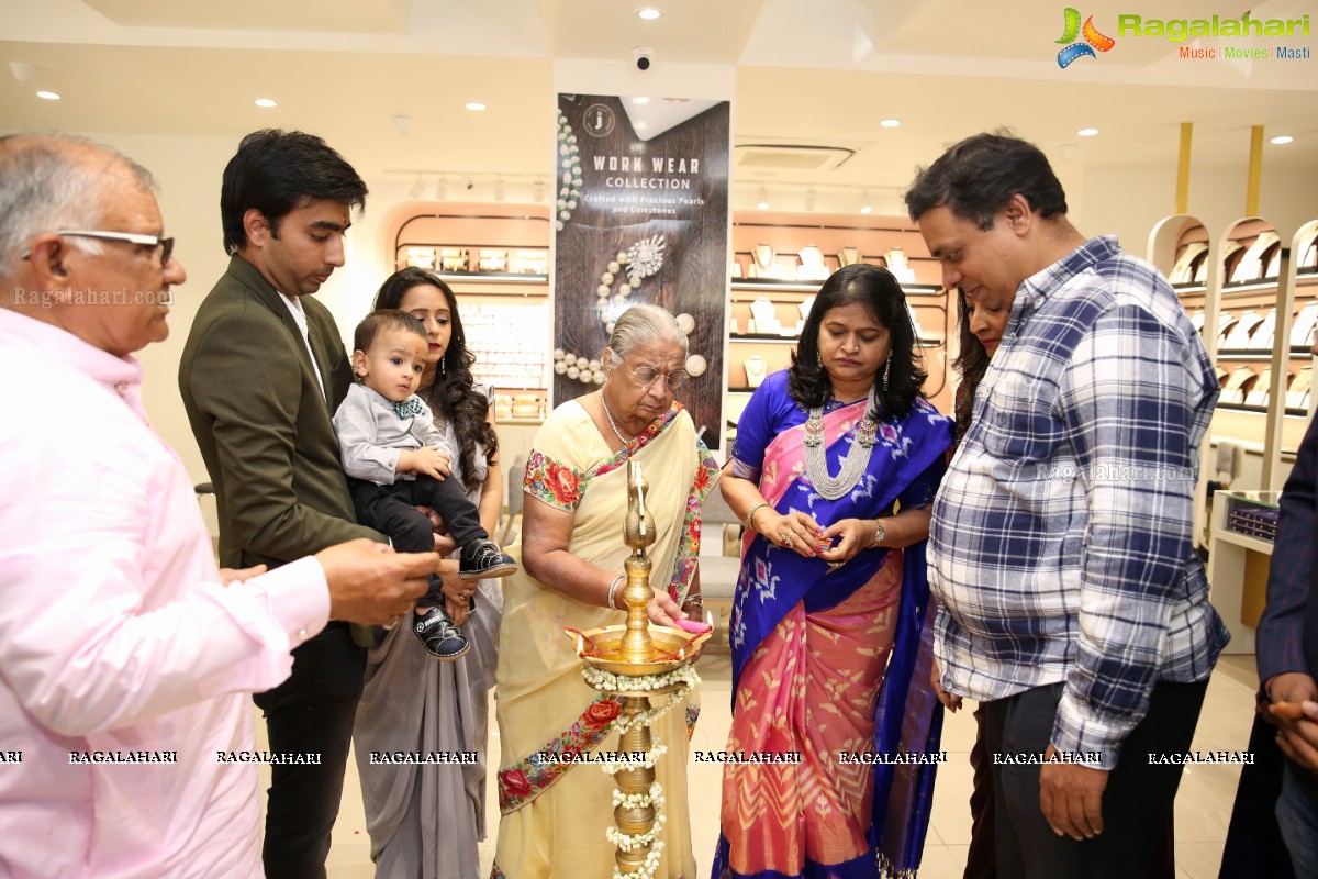 Sri Jagdamba Launches Its Flagship Store at Sri Jagdamba Pearls, Gachibowli