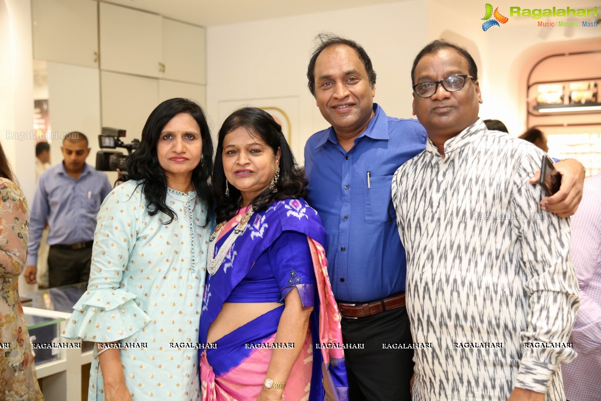 Sri Jagdamba Launches Its Flagship Store at Sri Jagdamba Pearls, Gachibowli