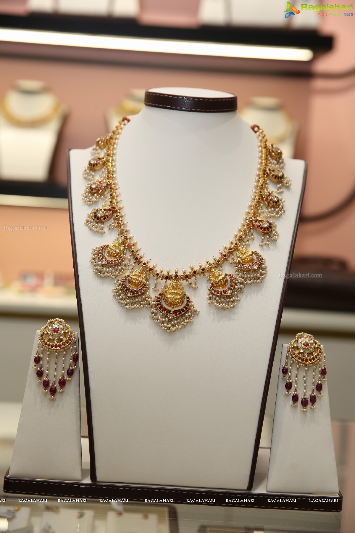 Sri Jagdamba Launches Its Flagship Store at Sri Jagdamba Pearls, Gachibowli