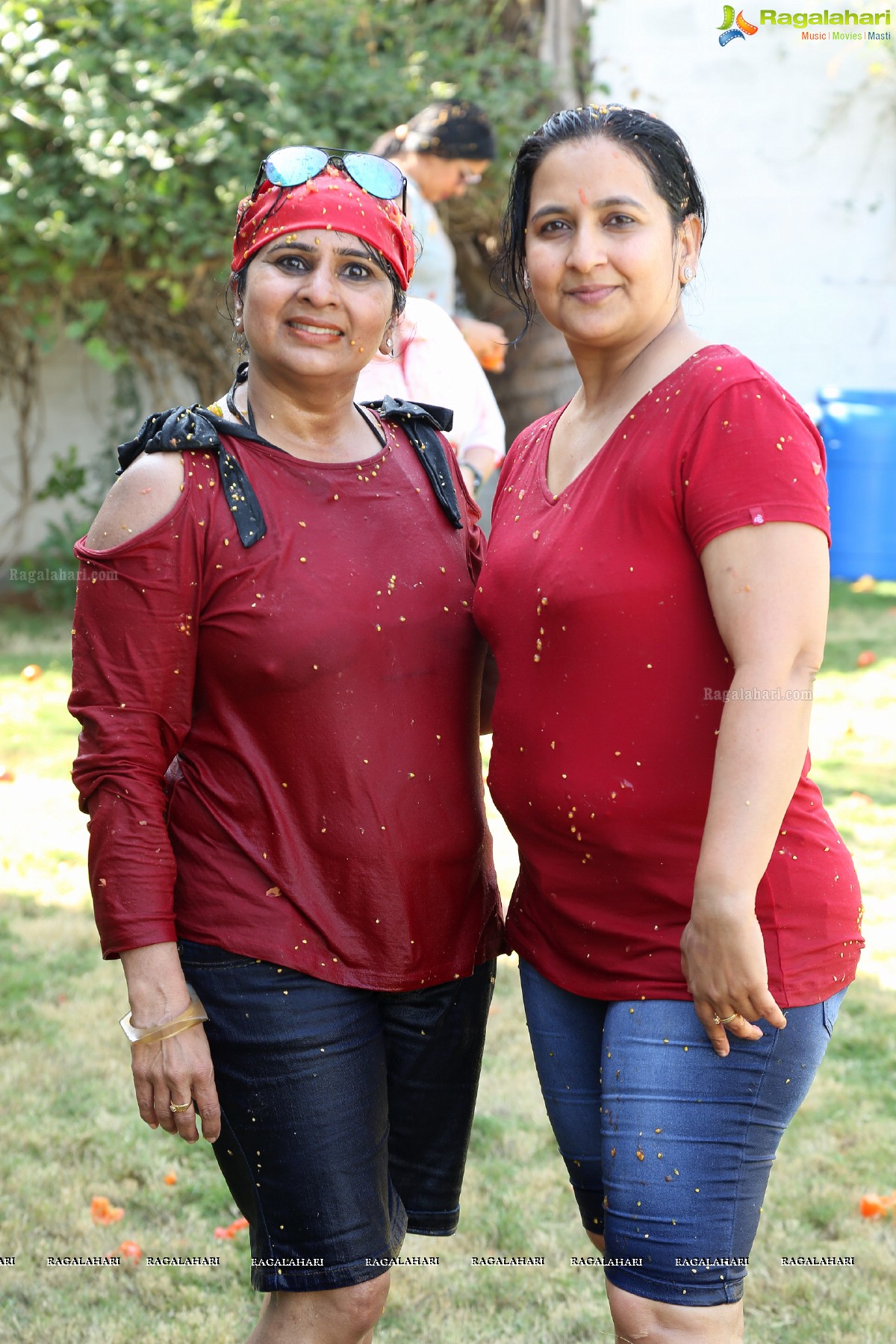 La Tomatina - Bizarre Tomato-Throwing Festival at Green City Farm House