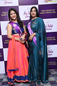 Mrs India Telangana Pre-Audition Press Meet