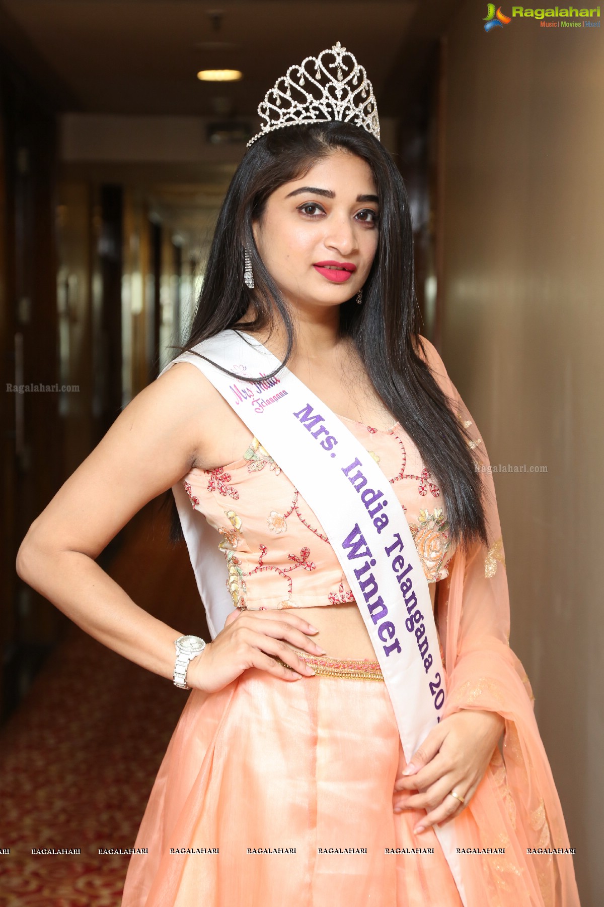 Mrs India Telangana Pre-Audition Press Meet at Turquoise Hall, Marriott 