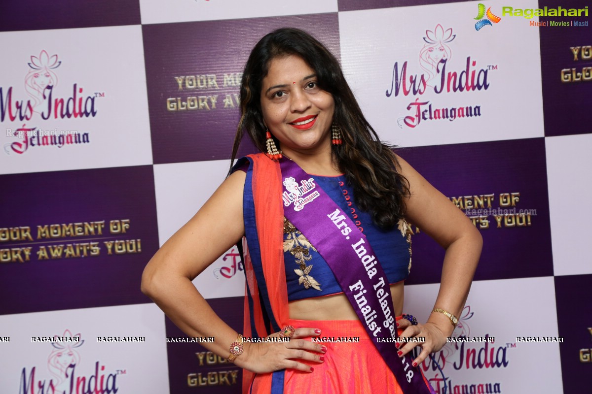 Mrs India Telangana Pre-Audition Press Meet at Turquoise Hall, Marriott 